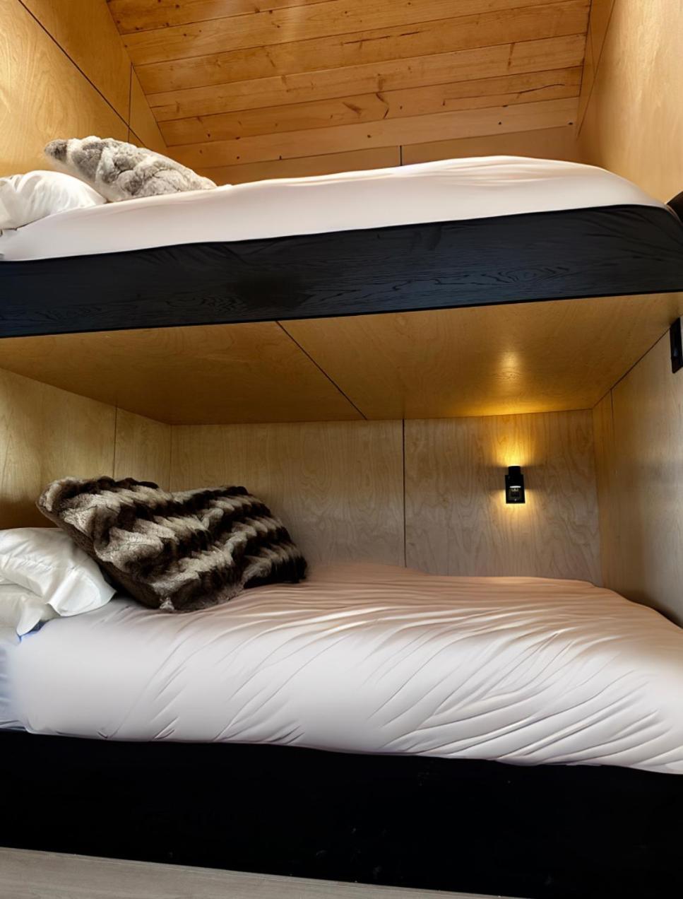 Yellowstone Peaks Hotel Island Park Εξωτερικό φωτογραφία